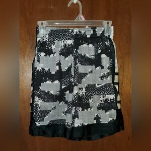 Nike Black Print Athletic Shorts Sz Youth Large